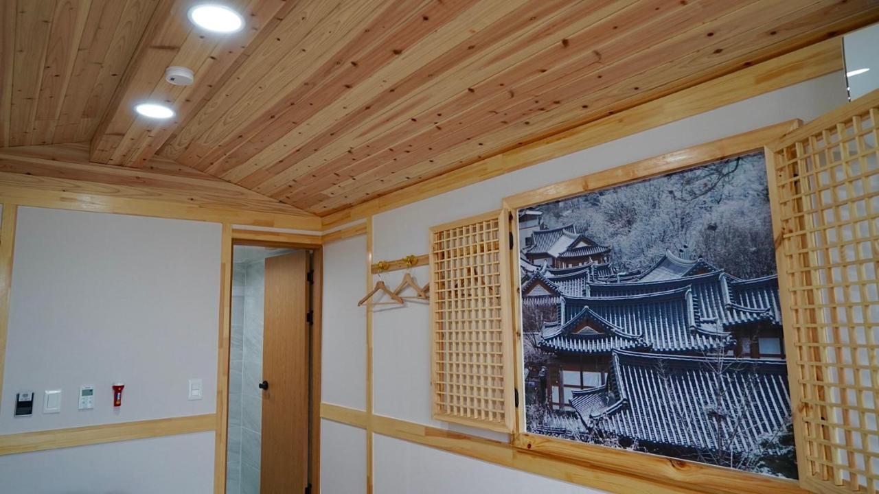 The Jeongga Hostel Jeonju Bagian luar foto