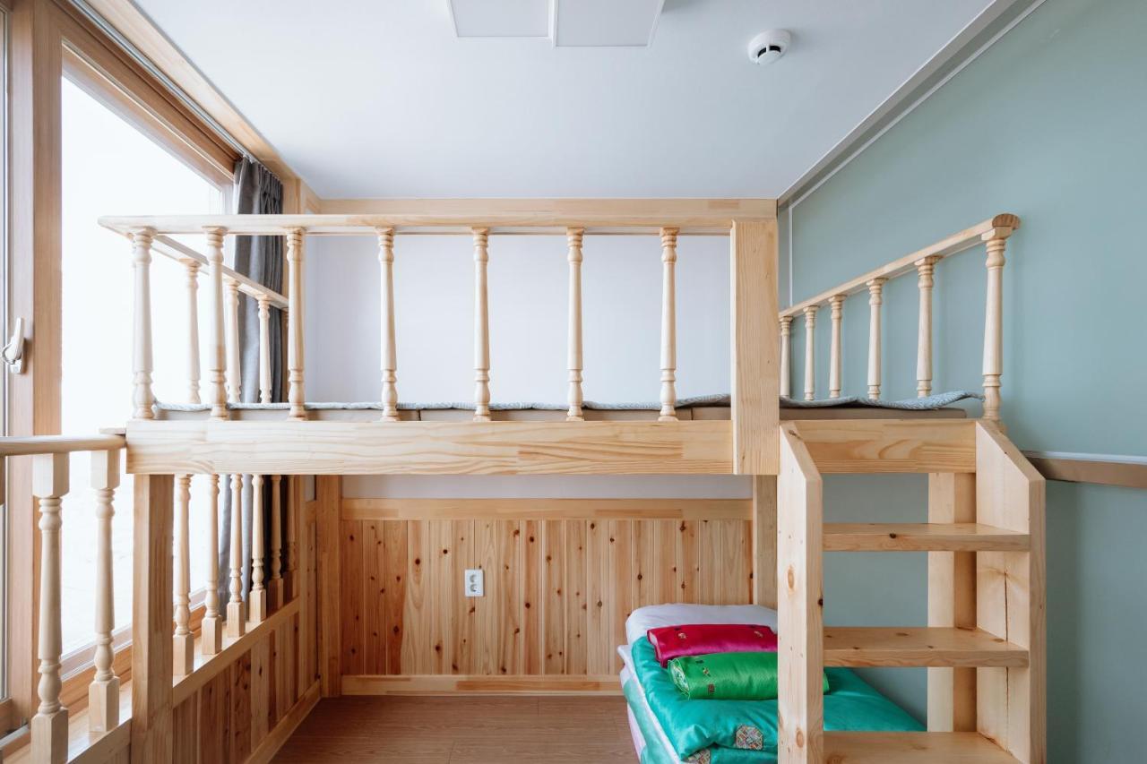 The Jeongga Hostel Jeonju Bagian luar foto