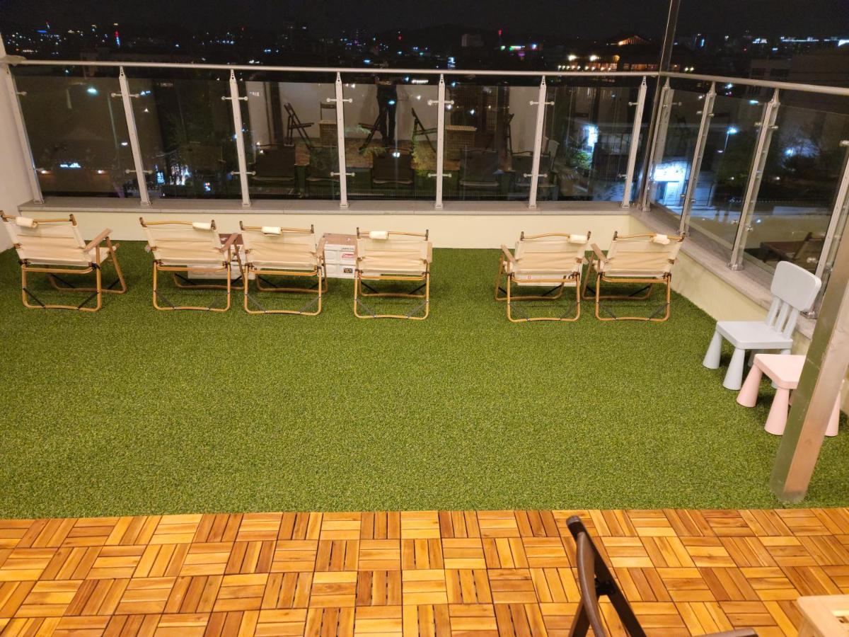 The Jeongga Hostel Jeonju Bagian luar foto