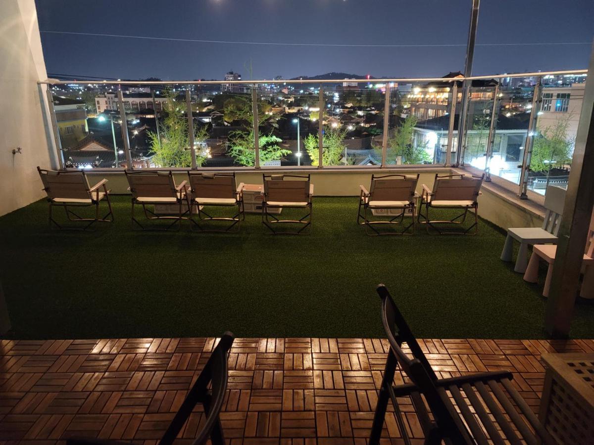 The Jeongga Hostel Jeonju Bagian luar foto